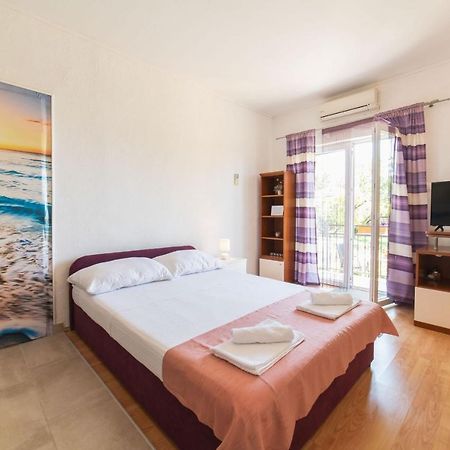 Apartment Livaja Kastel Novi Ngoại thất bức ảnh
