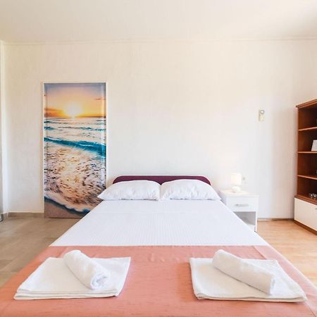 Apartment Livaja Kastel Novi Phòng bức ảnh