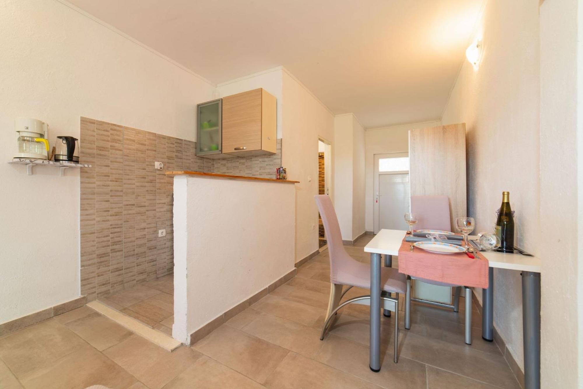 Apartment Livaja Kastel Novi Phòng bức ảnh