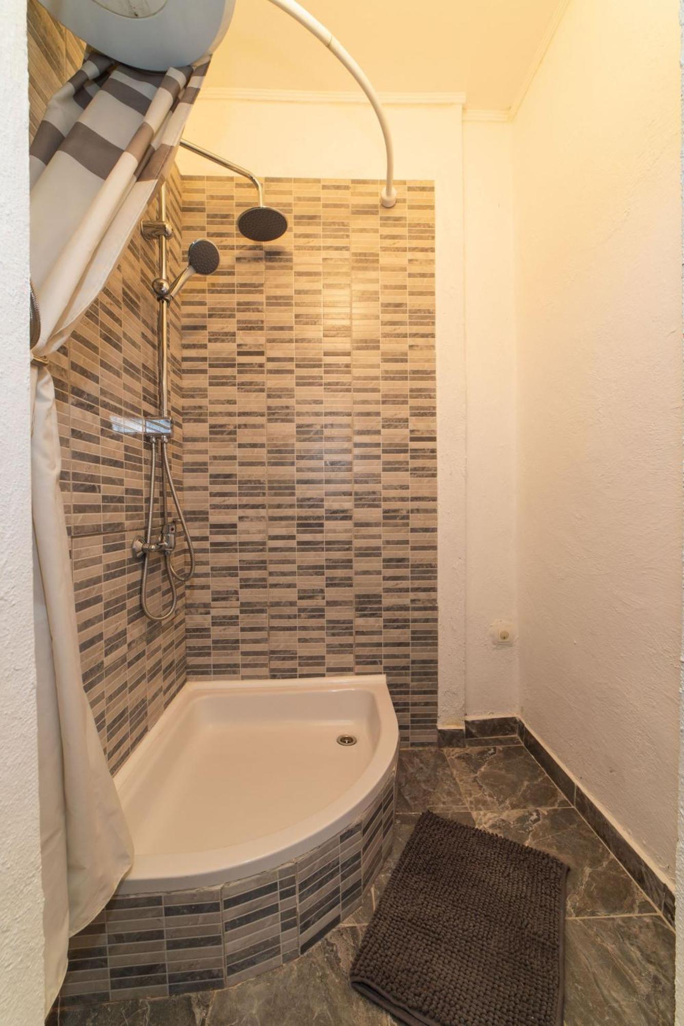 Apartment Livaja Kastel Novi Phòng bức ảnh